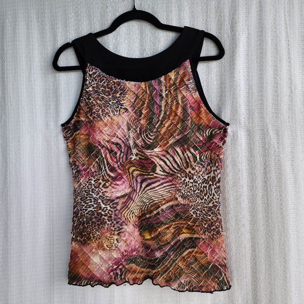 🪼EUC  MULTI COLORED ANIMAL PRINT TIERED SLEEVELESS TOP - SIZE MEDIUM PETITE
